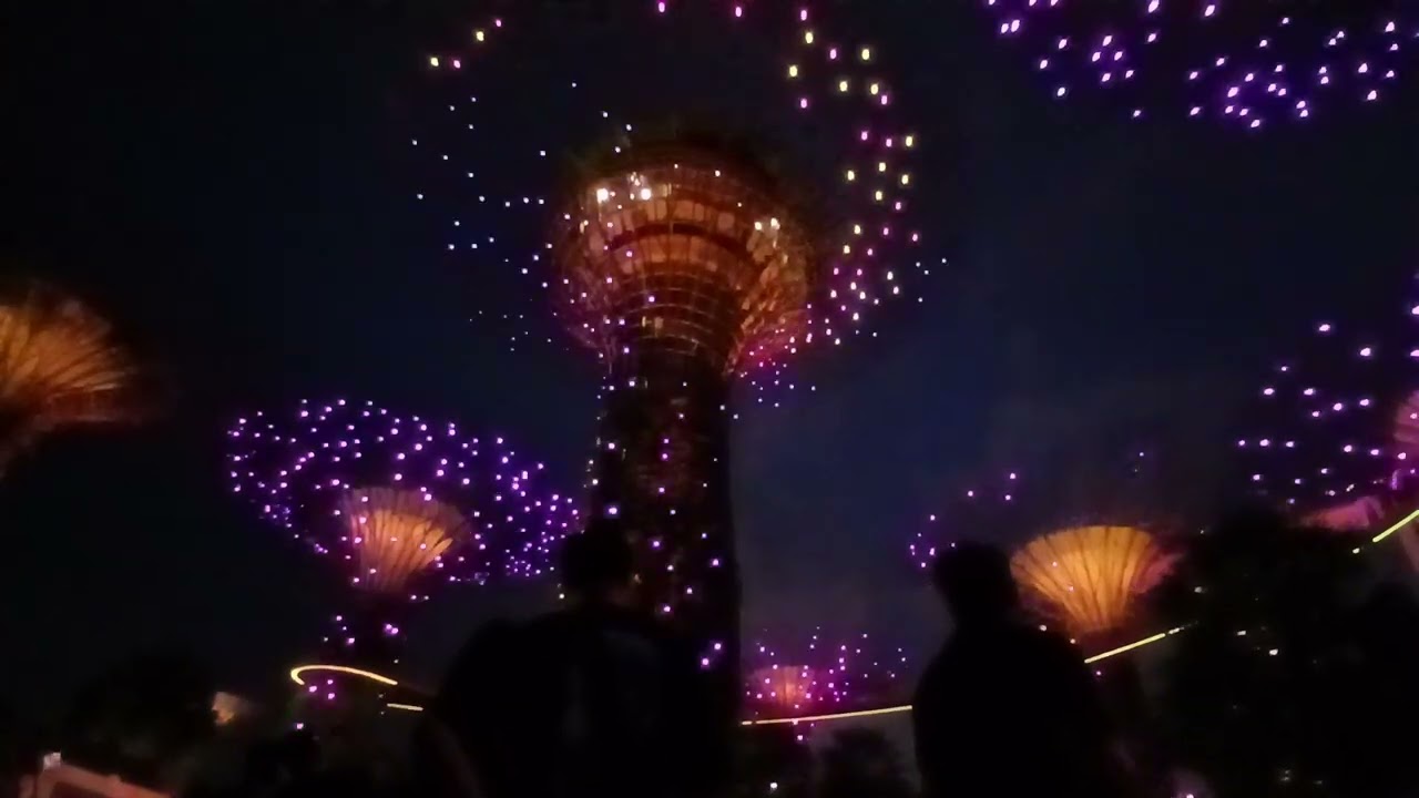 Gardens by the Bay | Supertree Display | CNY 2026 | 40th Anniversary 春到河畔 River Hongbao 2026