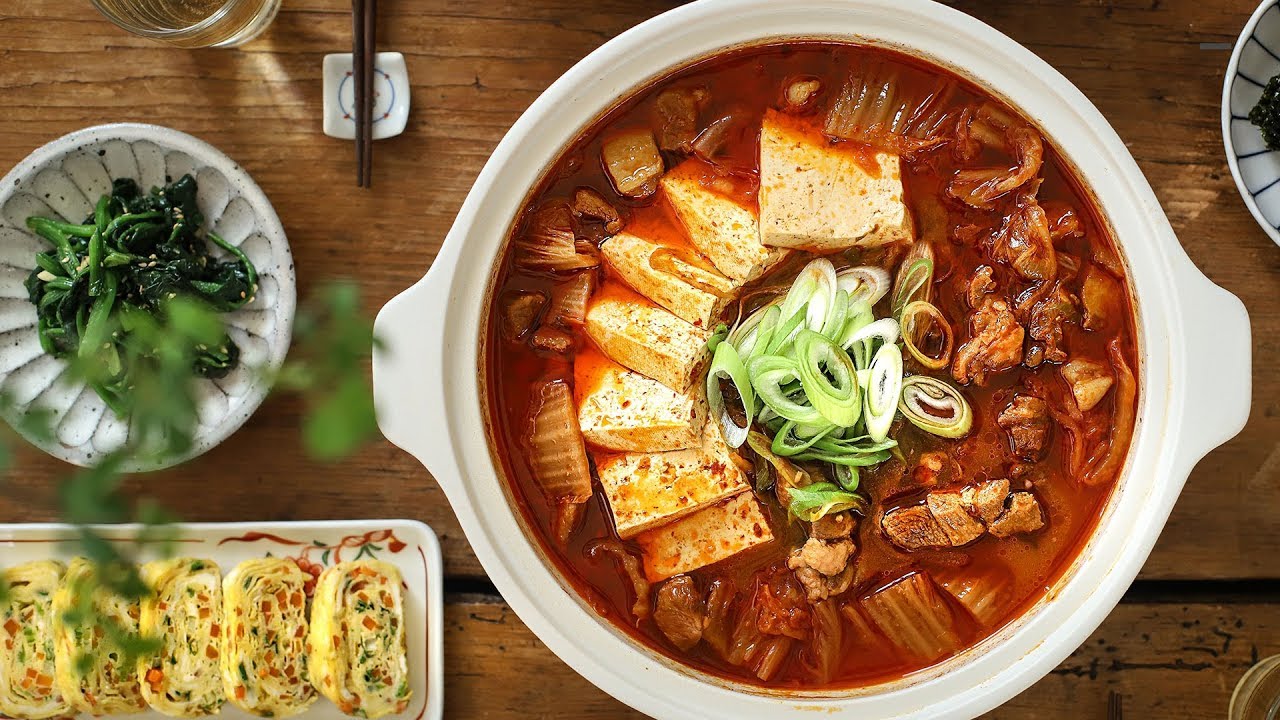 얼큰한 돼지고기 김치찌개와 달걀말이 | 인생레시피✨: Pork and Kimchi Stew and Rolled Eggs [아내의 식탁]