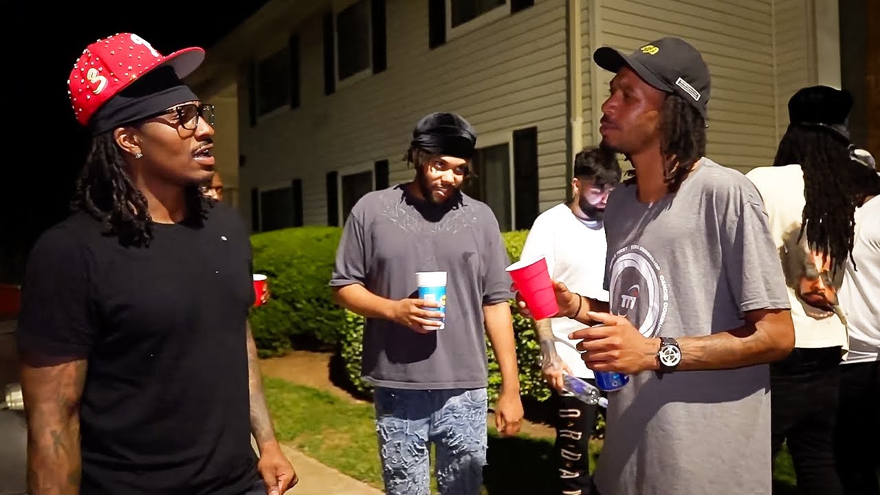 Duke Dennis FINALLY gives a tour of DeeBlock for the first time!