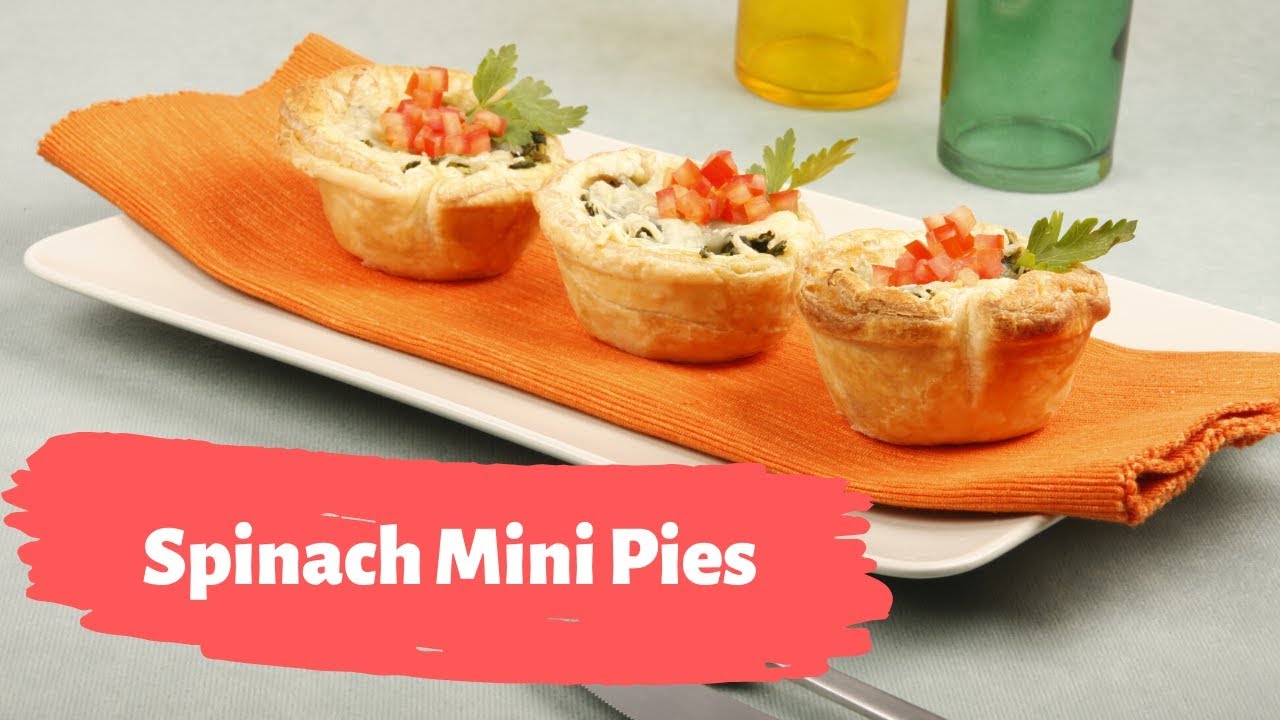 Spinach Mini Pies Recipe - Traditional Turkish Recipes