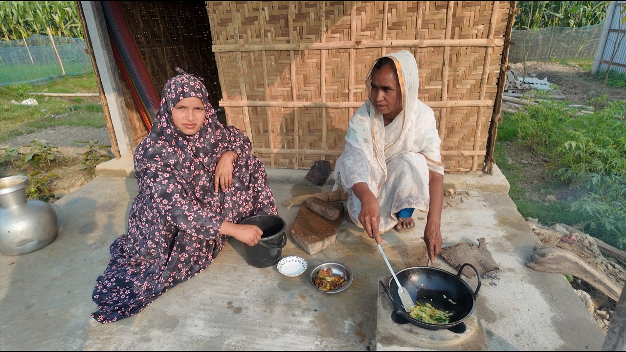 হঠাৎ করে খালার হাতের রান্না খেয়ে মায়ের কথা মনে পড়ে গেল । village life with jui