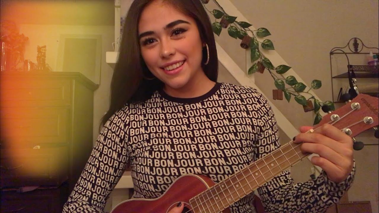 Tutu - Camilo, Pedro Capo - COVER UKULELE Angie Camille