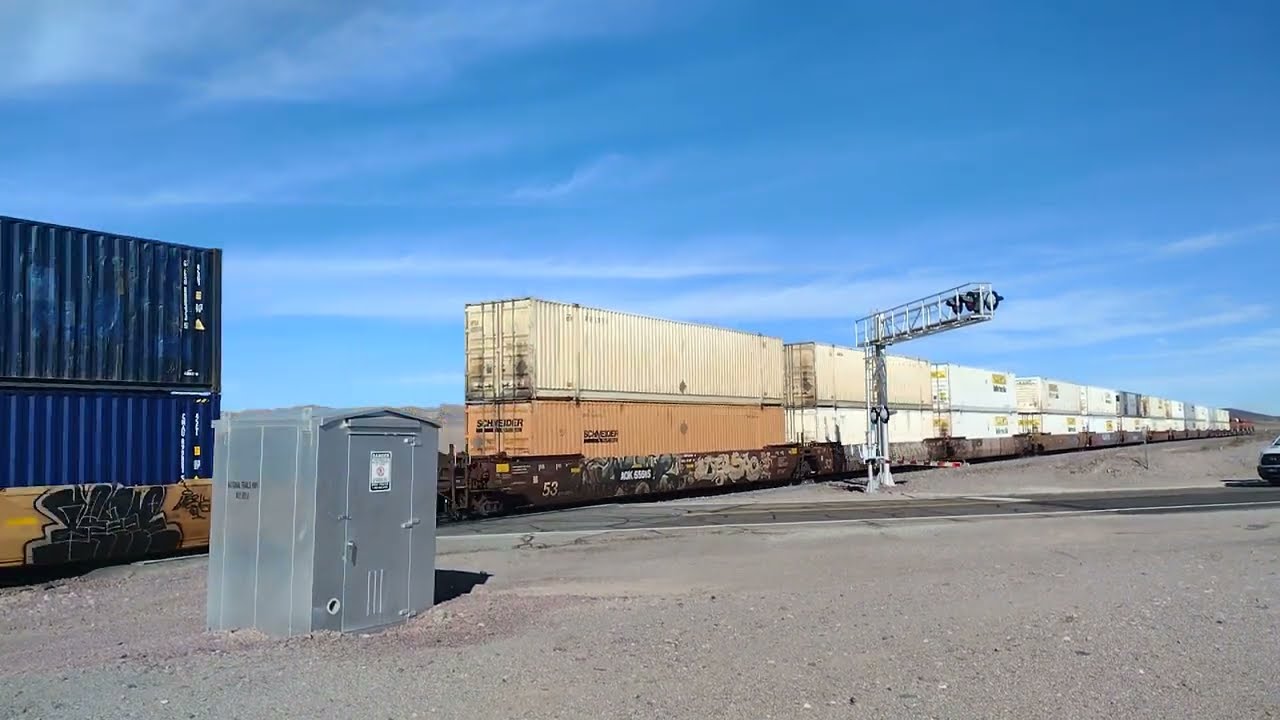 EB BNSF Z Train In Ludlow Ca! #bigbossrailfanner