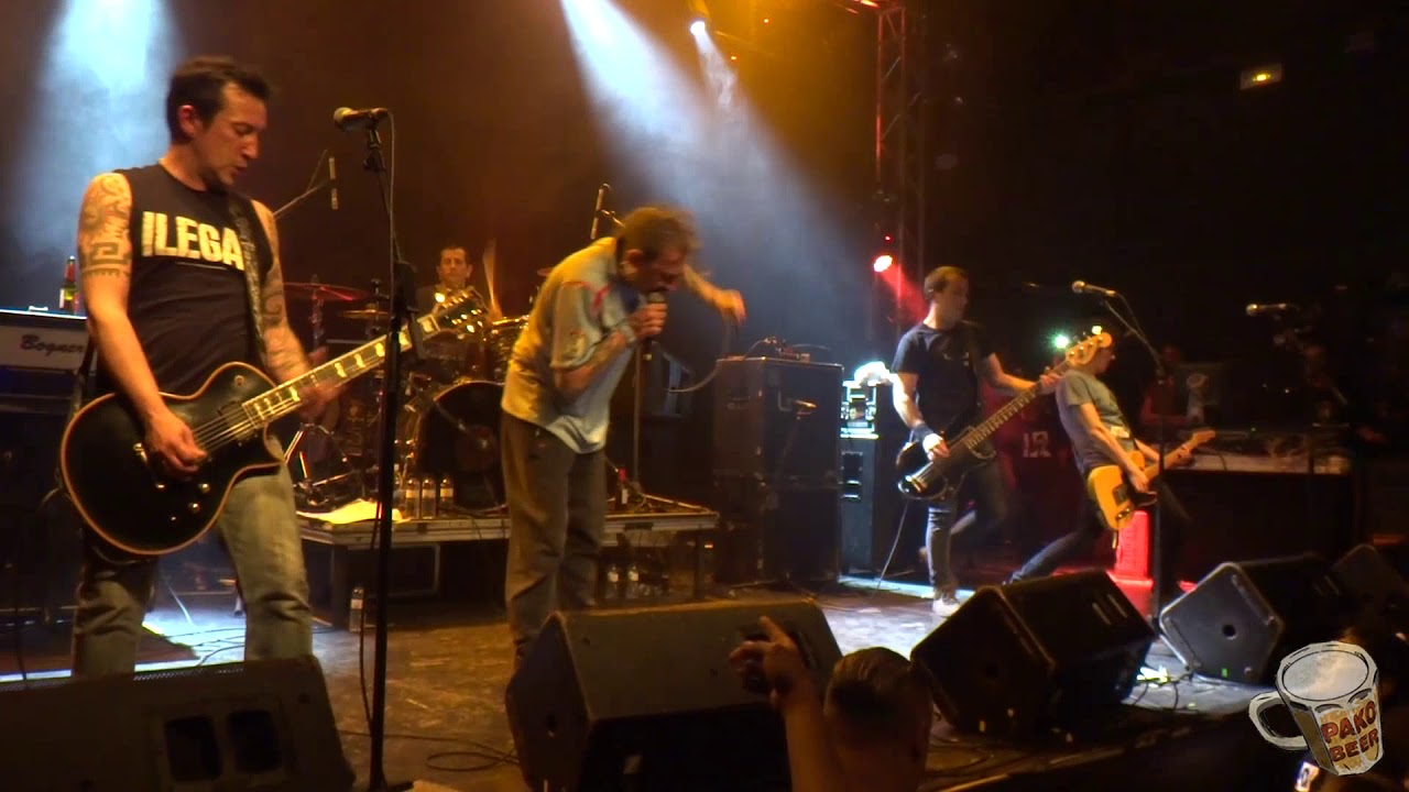 Gatillazo: Un Minuto en Libertad (Hospitalet · Salamandra · 2019) 4 de 26