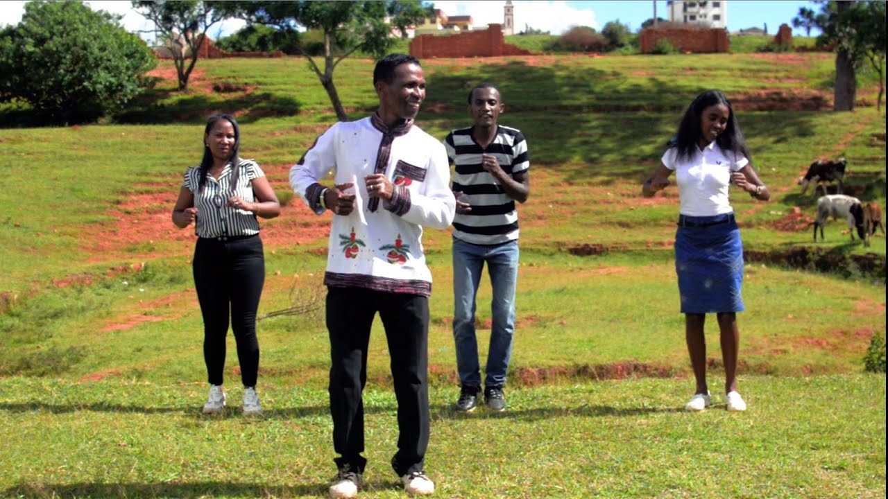 Clip officiel évangélique 2022 GROUPE AZANNI ANATRY NY TOMPO