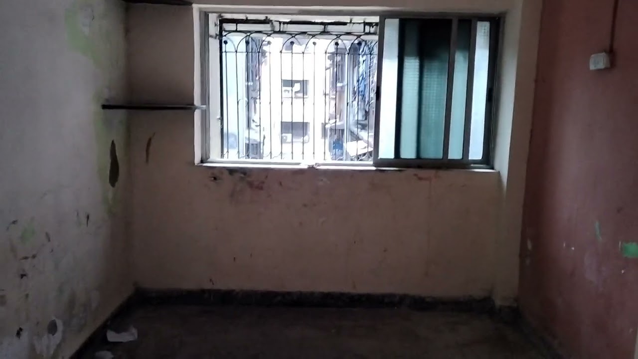 1 RK 3rd floor 6 hazaar deposit 30 Room Khali hai sharifa road Raja masjid Mumbra 8097389980