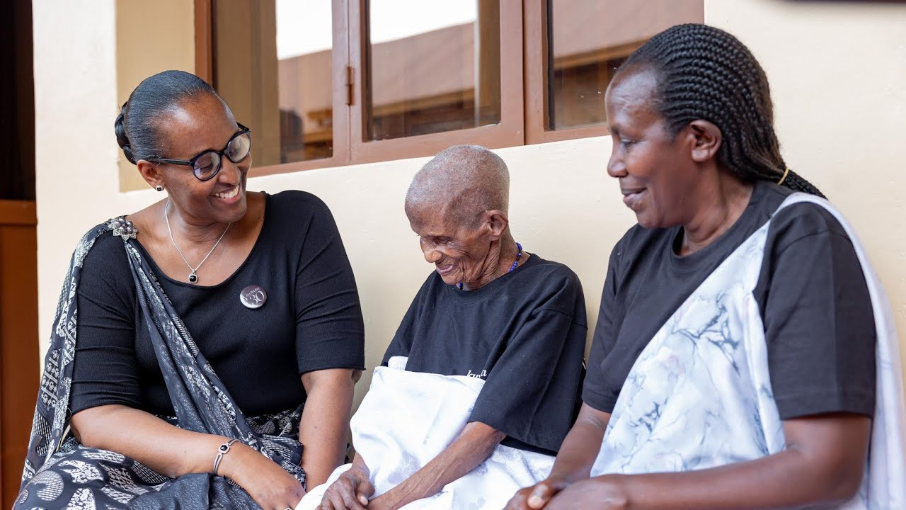 Madamu Jeannette Kagame - ''Babyeyi b'Intwaza, muri ishuri twigiraho ubudaheranwa tuvuga iteka''