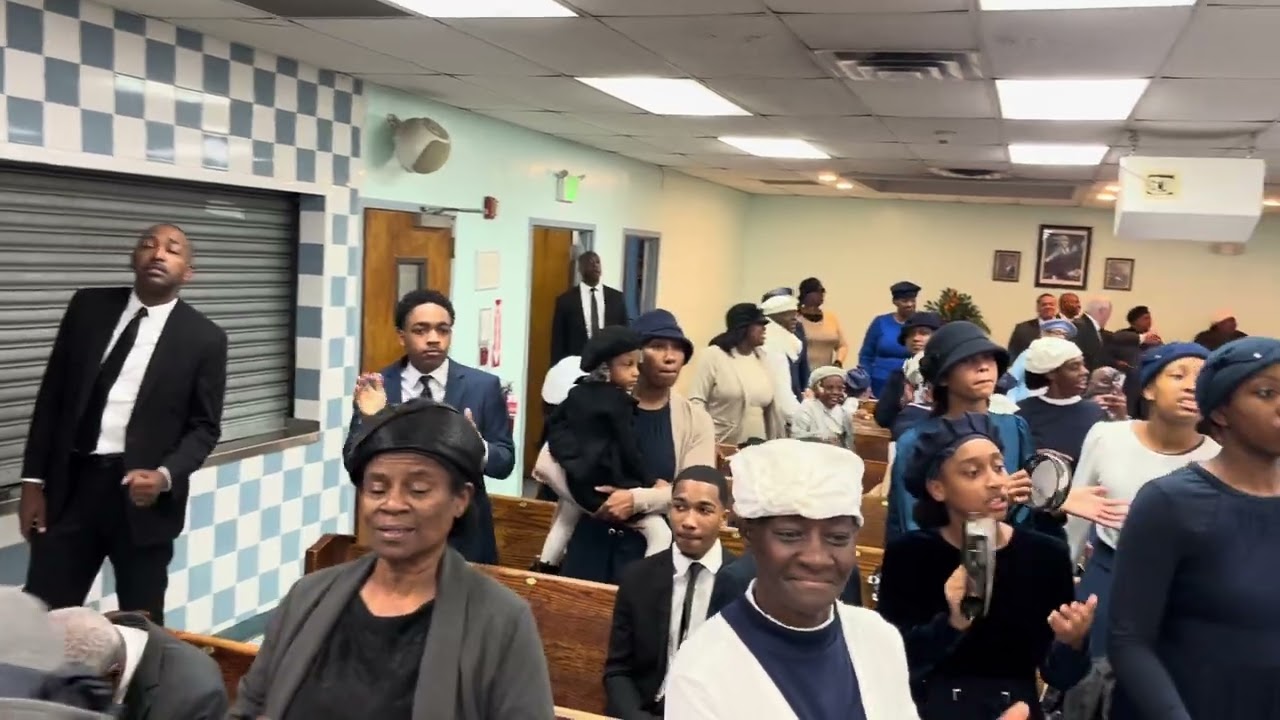 THE HOLY TEMPLE CHURCH, Youth Drive Day. Sat. Night, Young Adult Choir.