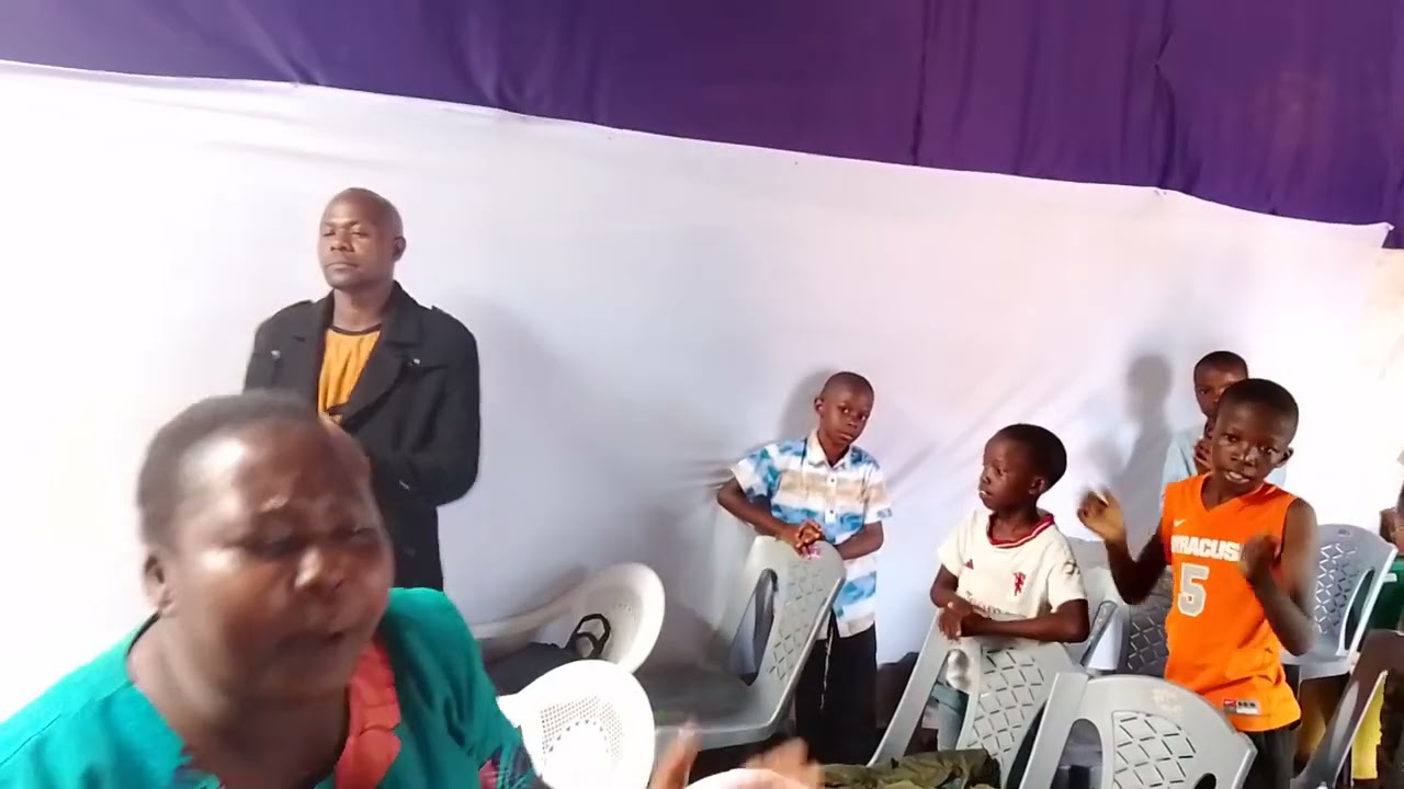 YESU ANAMEREMETA PRAISES BY APOSTLE SELINE