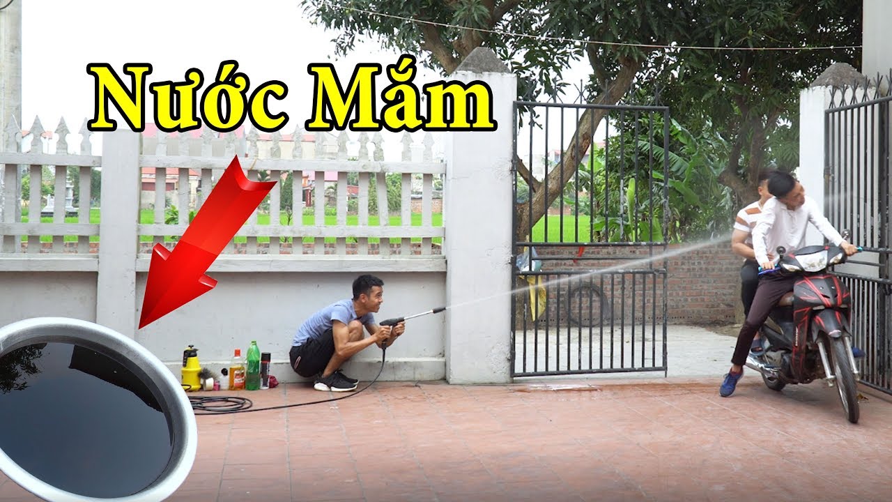 PHD | Bị Troll V&igrave; Đi Chơi Về Muộn | Prank