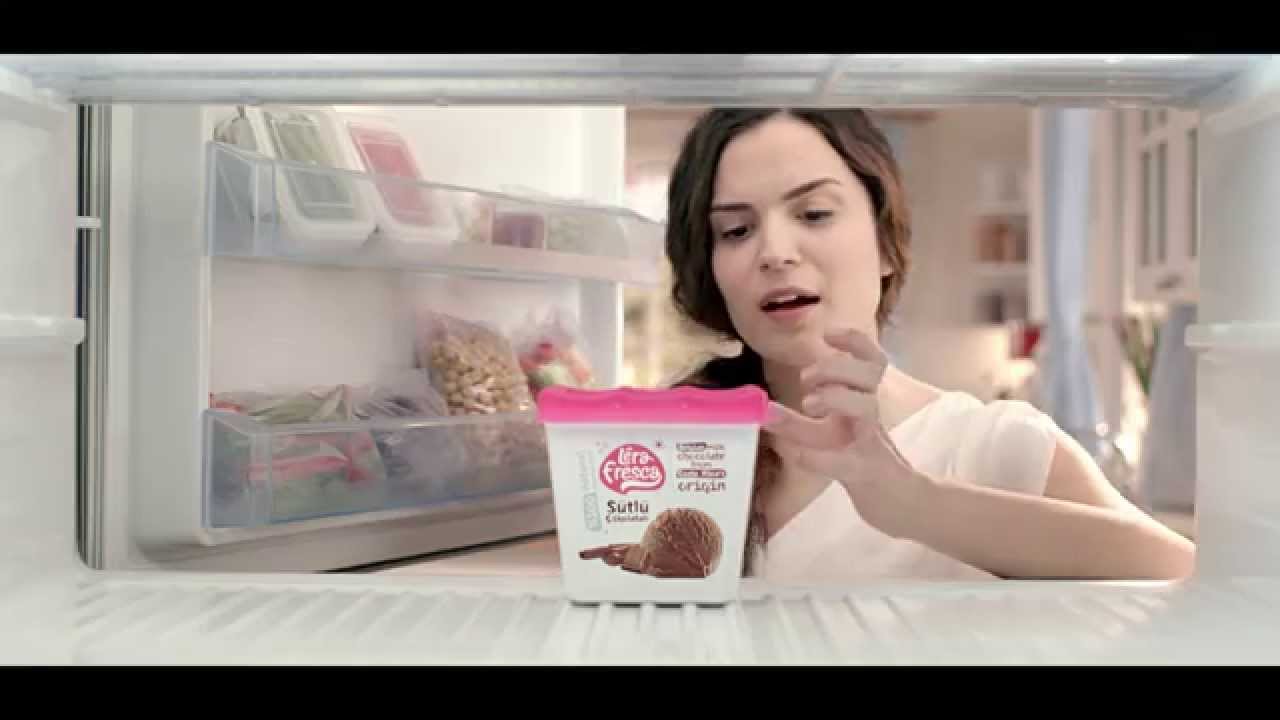 L'era Fresca Reklam Filmi -- S&uuml;tl&uuml; &Ccedil;ikolatalı Dondurma