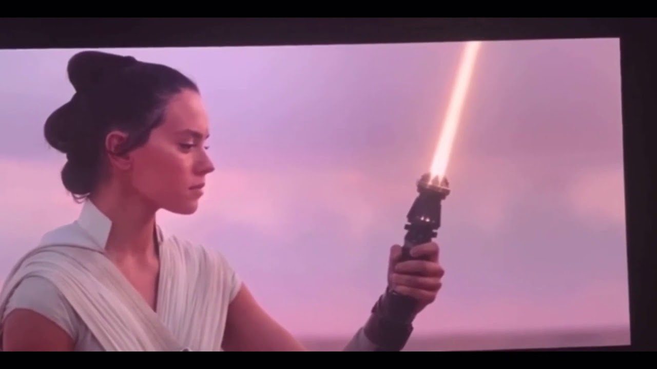 Rey's Yellow Lightsaber- The Rise of Skywalker