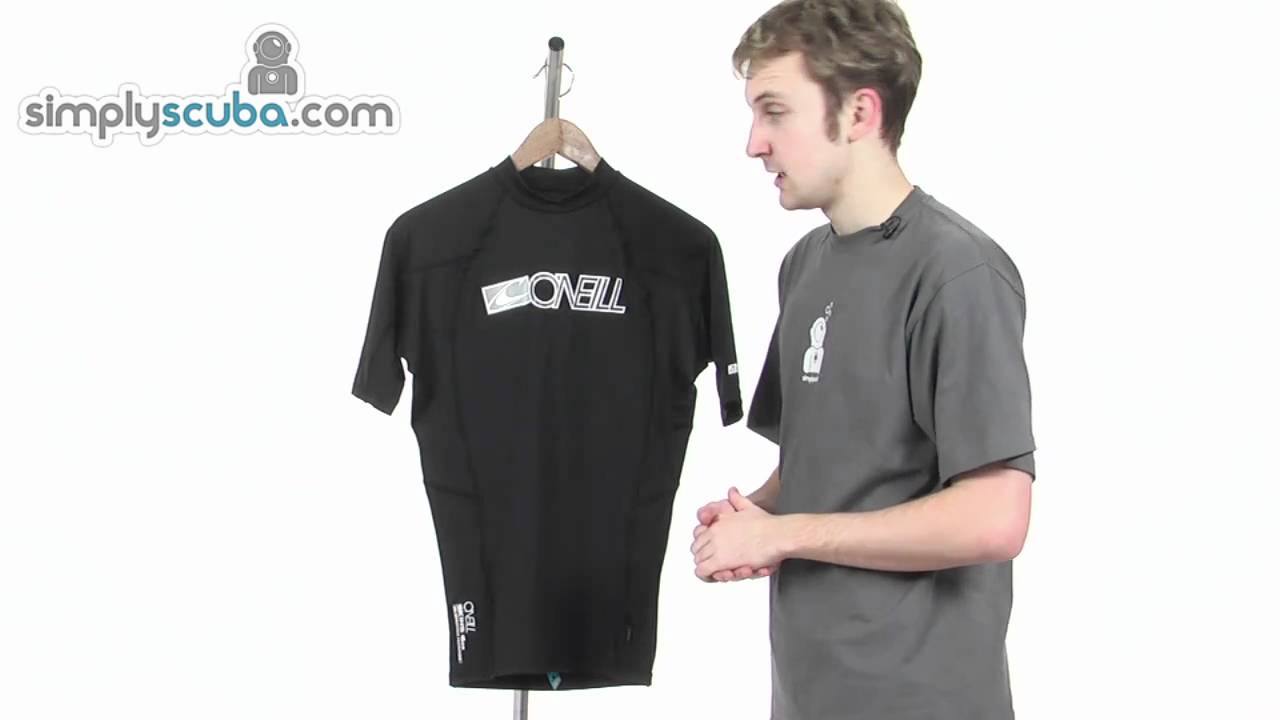 O'Neill Mens Skins Short Sleeve Crew - Black www.simplyscuba.com