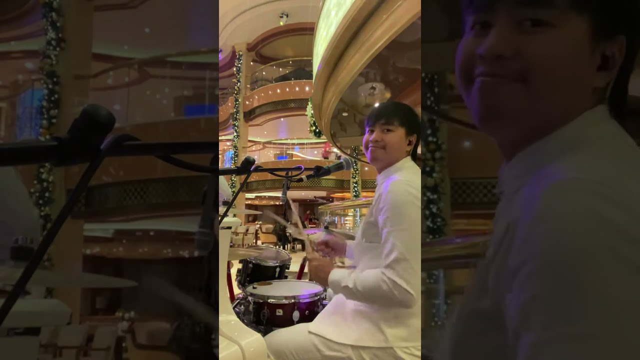 “LET’S GET LOUD” By JENNIFER LOPEZ (Joaquin Rodrigo - Drum Cam) Cover By Moonshine & Mud Band PH
