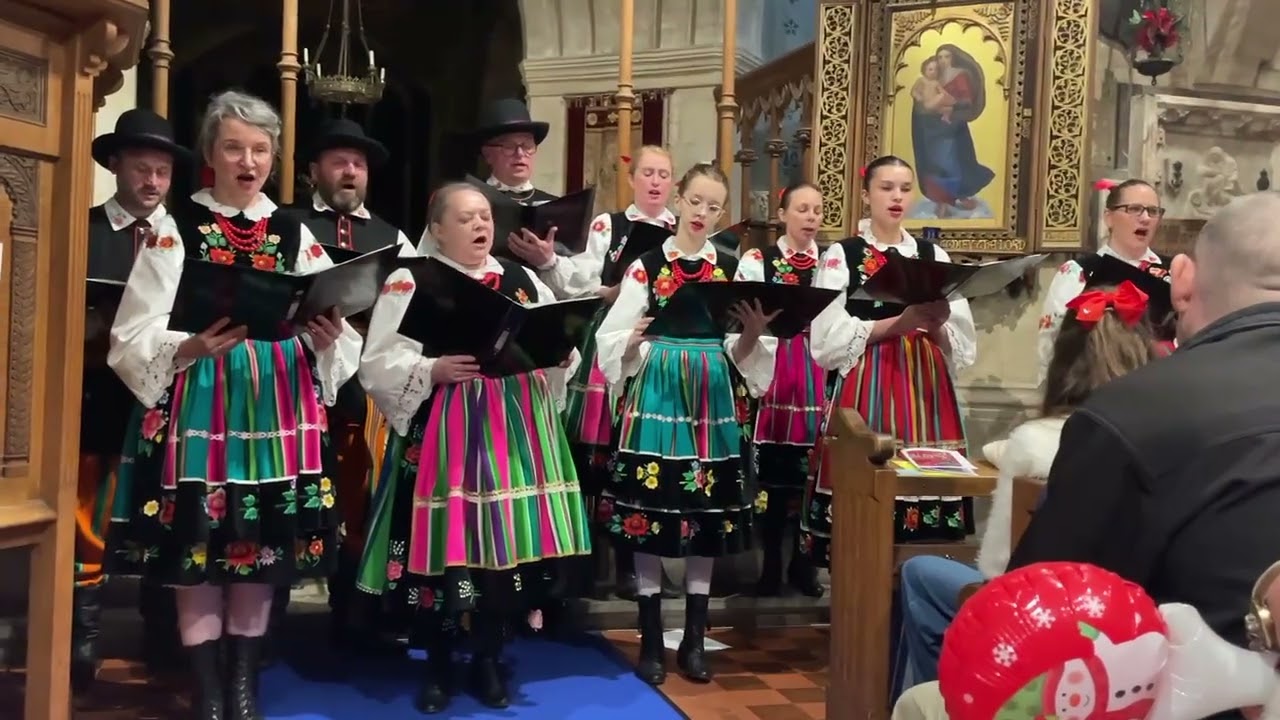 &bdquo;B&oacute;g się rodzi&rdquo; na koncercie Hej kolęda  w Milton Keynes w wykonaniu Karpaty Southampton 