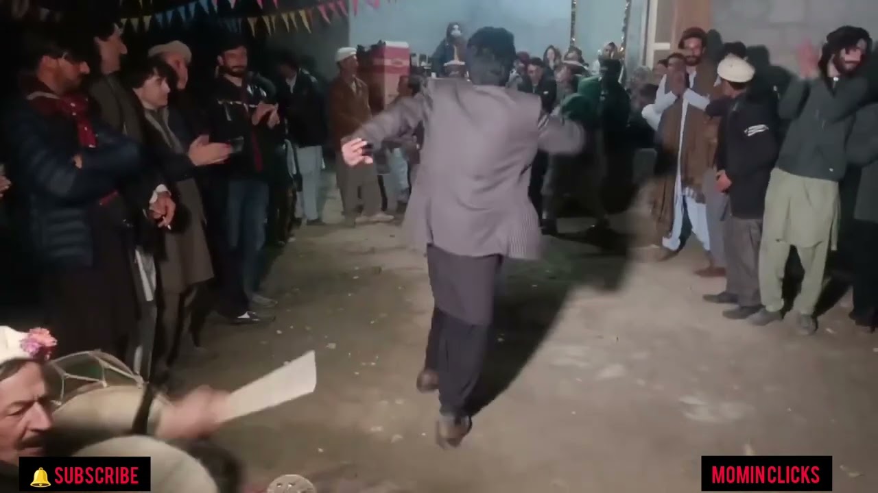 best traditional dance of Yasin valley perform by Alam Jan from thoyi Yasin #youtube #viral #dance
