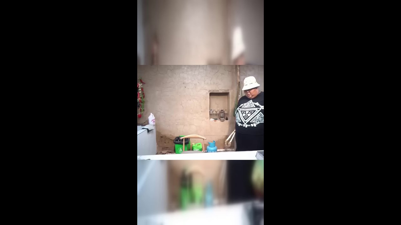 Cooking Pork Belly in Monkey Casserole &ndash; Delicious Recipe!