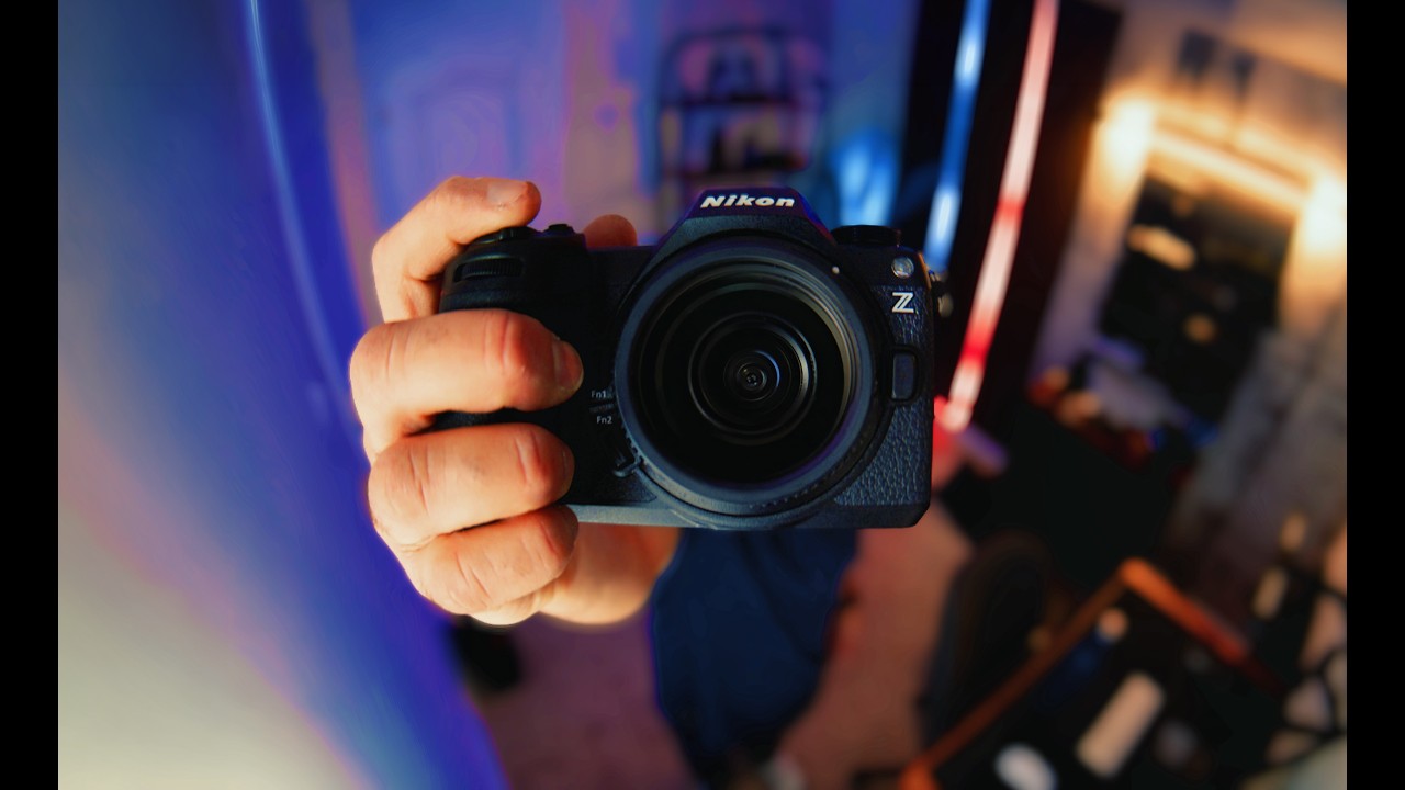 Nikon Z6III лучше, чем ZR?