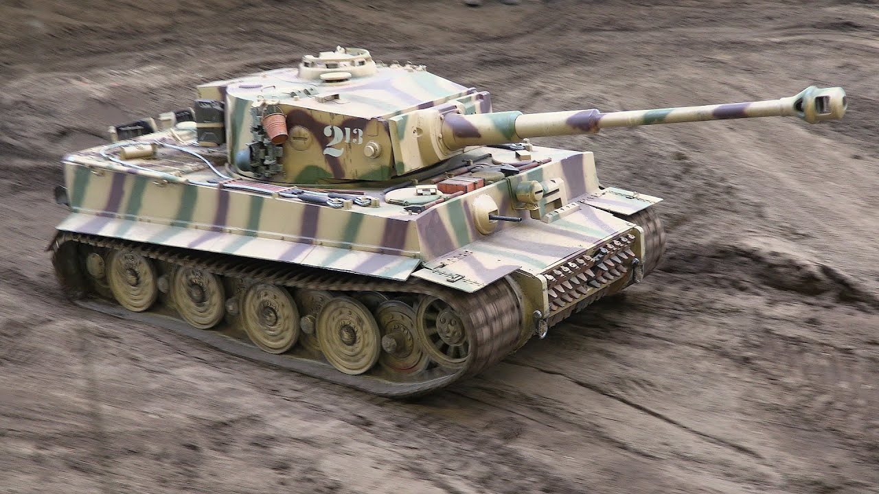 RC Giant Tanks - IG Militärmodellbau - Emslandmodellbau Lingen 2016 (4K Ultra HD)