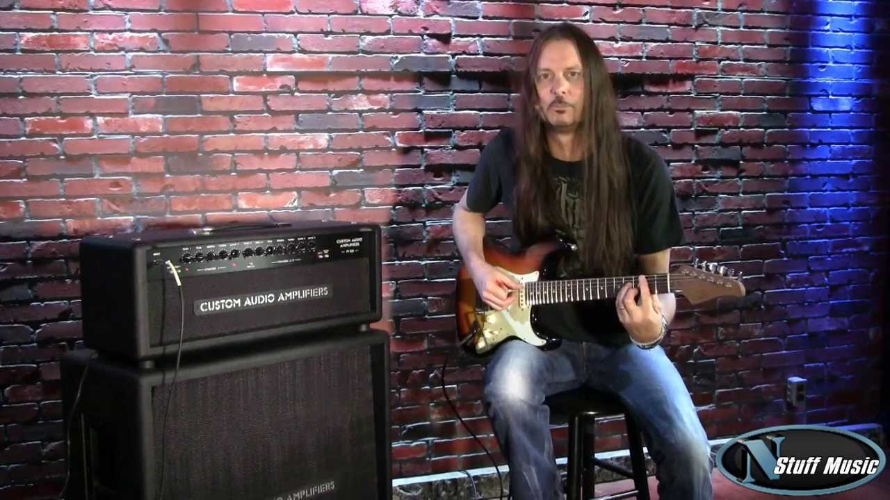 Реб Бич играет на усилителе звука Suhr PT-100 Custom Audio Amplifier