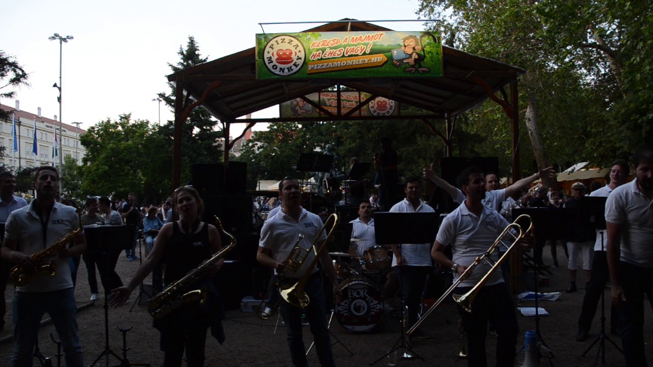 Szegedi Borfesztivál BOR - Oya Como Va, Hafanana, Cuban Pete - Brass On The Road