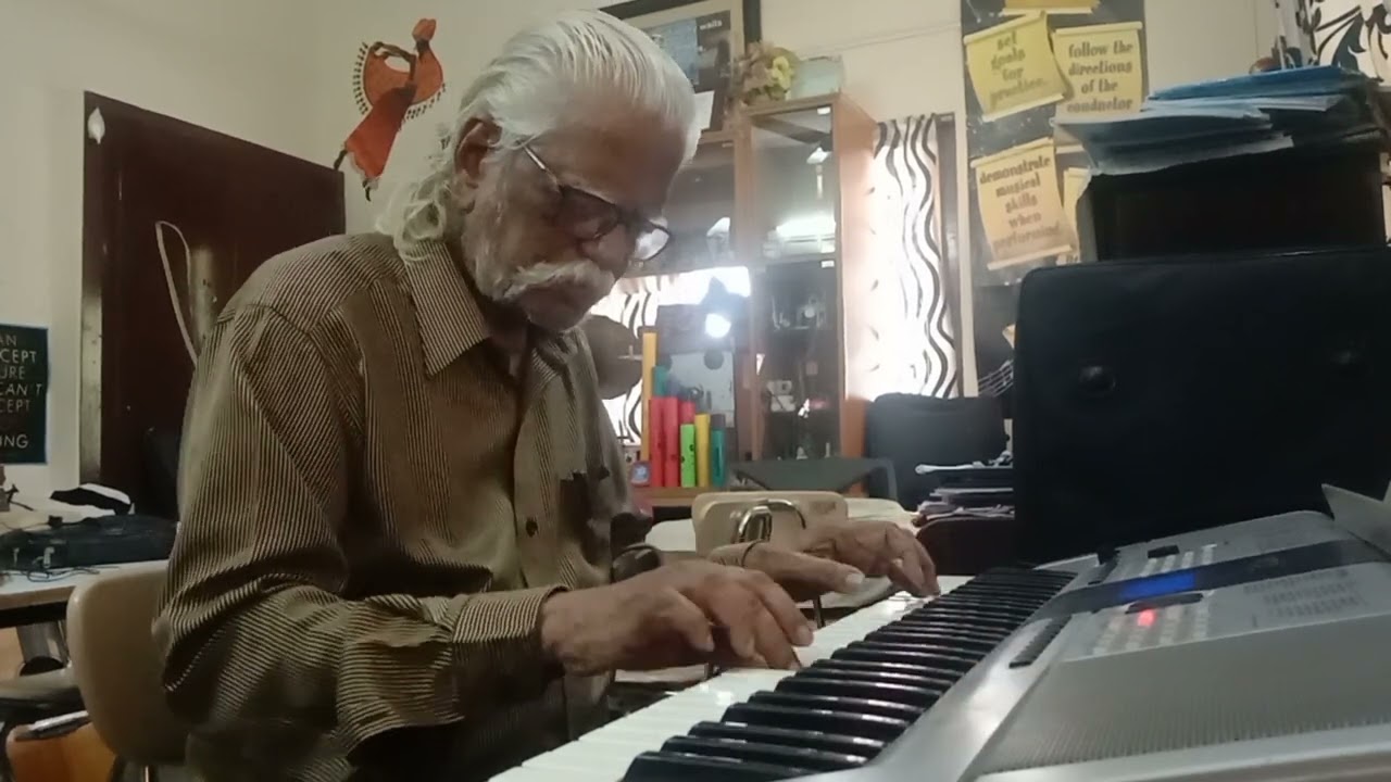 THANTHANEY THUTHIPOMAE /Tamil Christian song