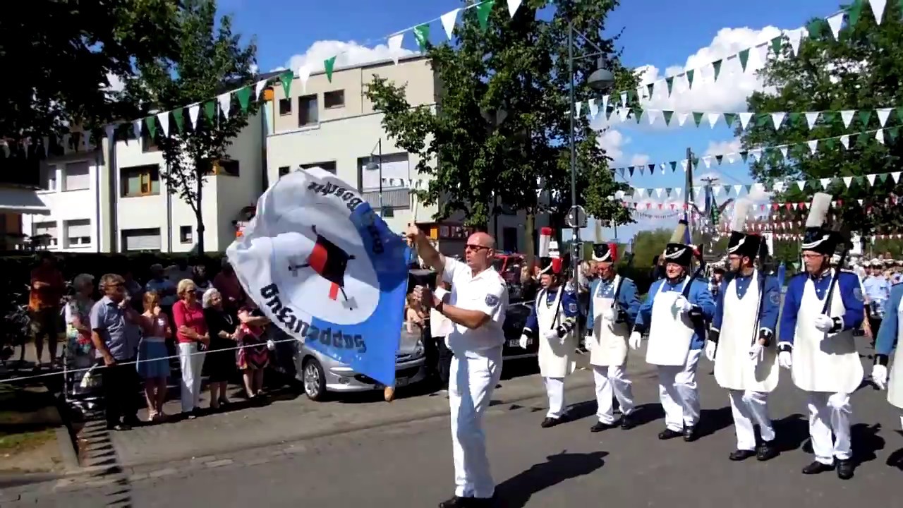 Schützenfest Stürzelberg 2017,  Großer Festumzug, Parade (1)