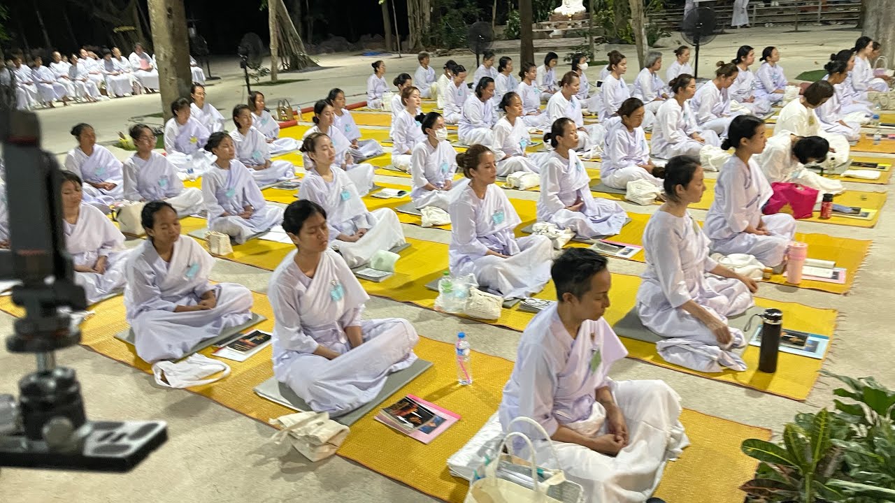 ลานธรรม วัดสังฆทาน Channel (หลวงพ่อสนอง กตปุญโญ) กำลังถ่ายทอดสด!