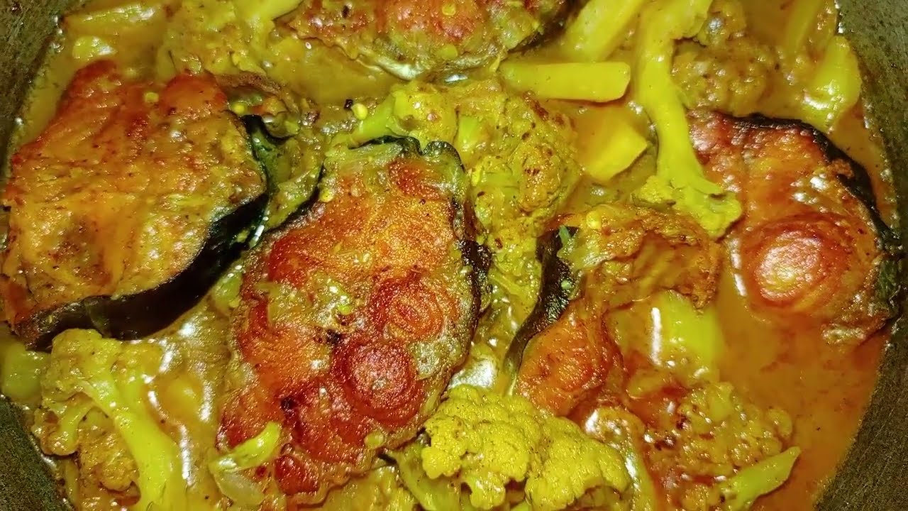 “পাঙ্গাস মাছ ঝোল 🐟 ফুলকপি আলু দিয়ে ঝটপট, ঘরোয়া ও সুস্বাদু রেসিপি—ভাতের সঙ্গে মজাদার স্বাদ”