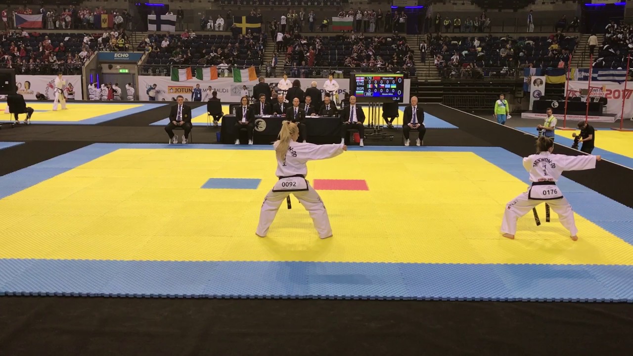 Albena Sitnilska (BUL) v Kirsty Miller (ENG) - Female IV Dan Pattern Final