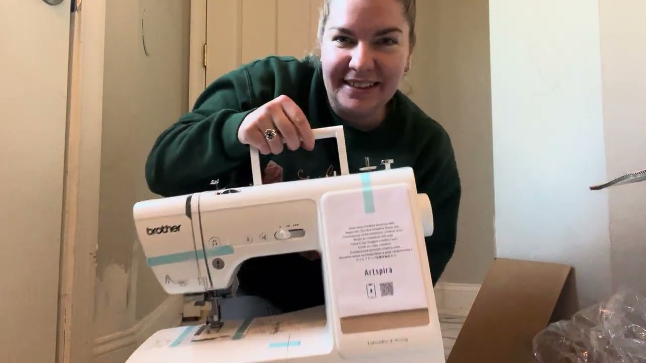 Unboxing my new Brother LB5500 embroidery and sewing machine!