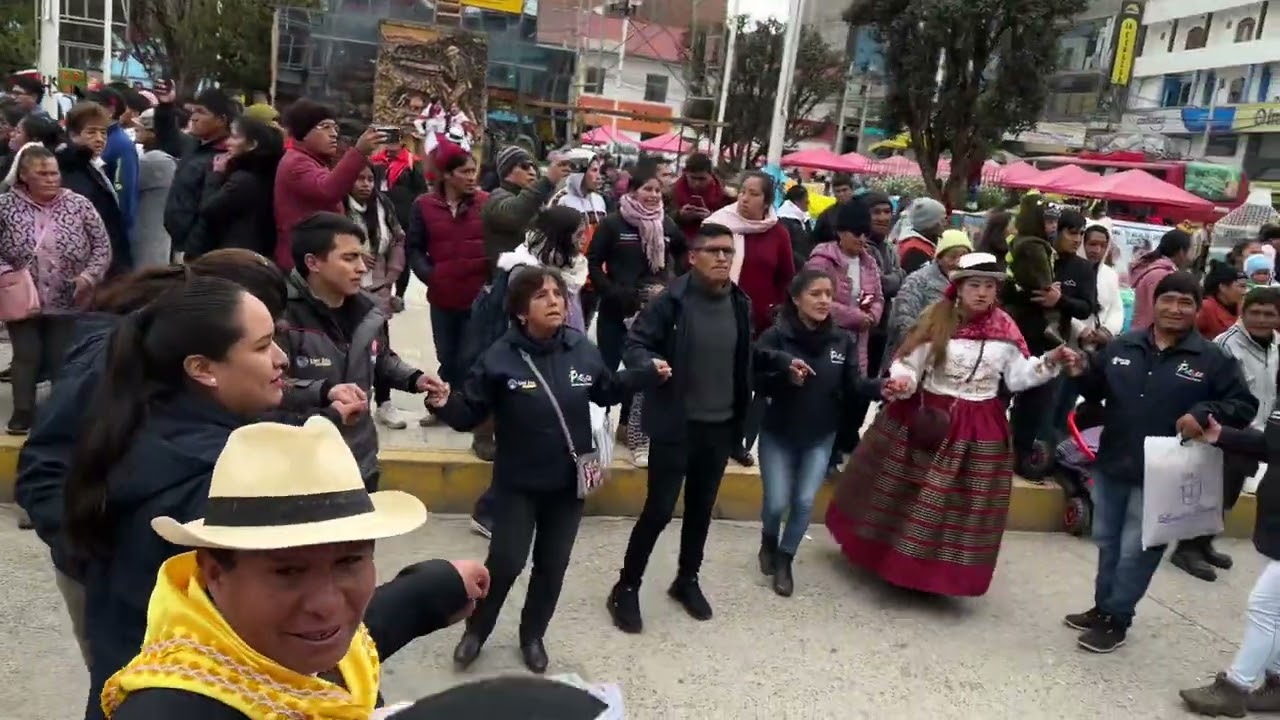 Aniversario Cerro de pasco al ritmo de las mejores bandas