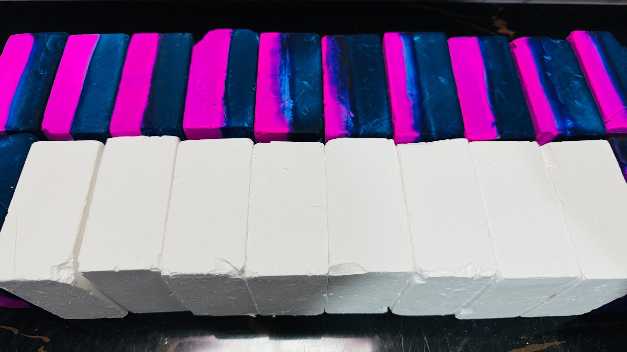 Dual Dyed Fresh Gym Chalk ASMR Crush | Plainjaneasmr  Chalk Crush 