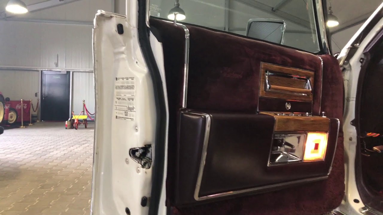 Cadillac Fleetwood Brougham 1981 CAR Show POV