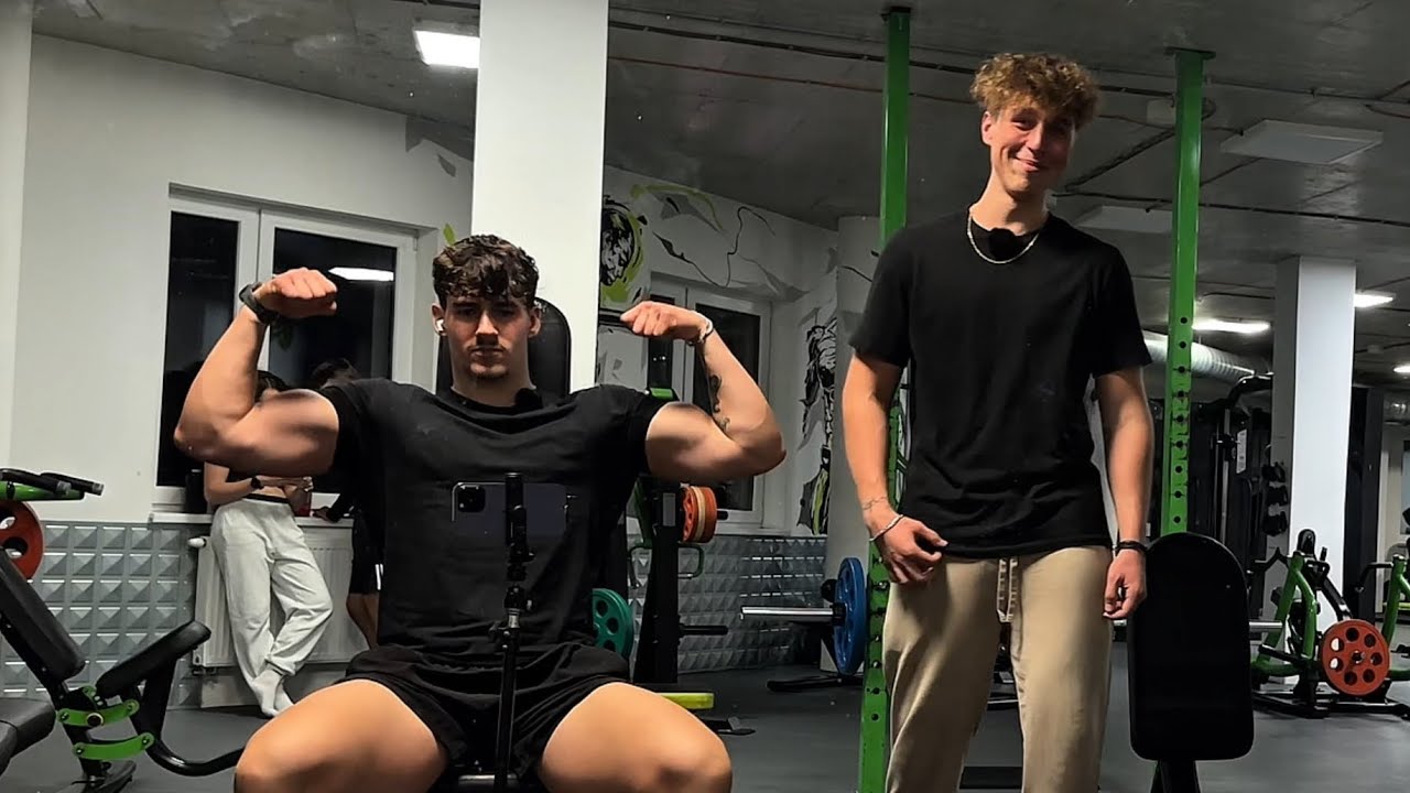 NAJSILNEJŠÍ 18yo LIFTERI?? | lower tréning