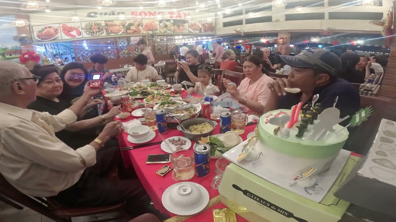 tiệc sinh nhật của su