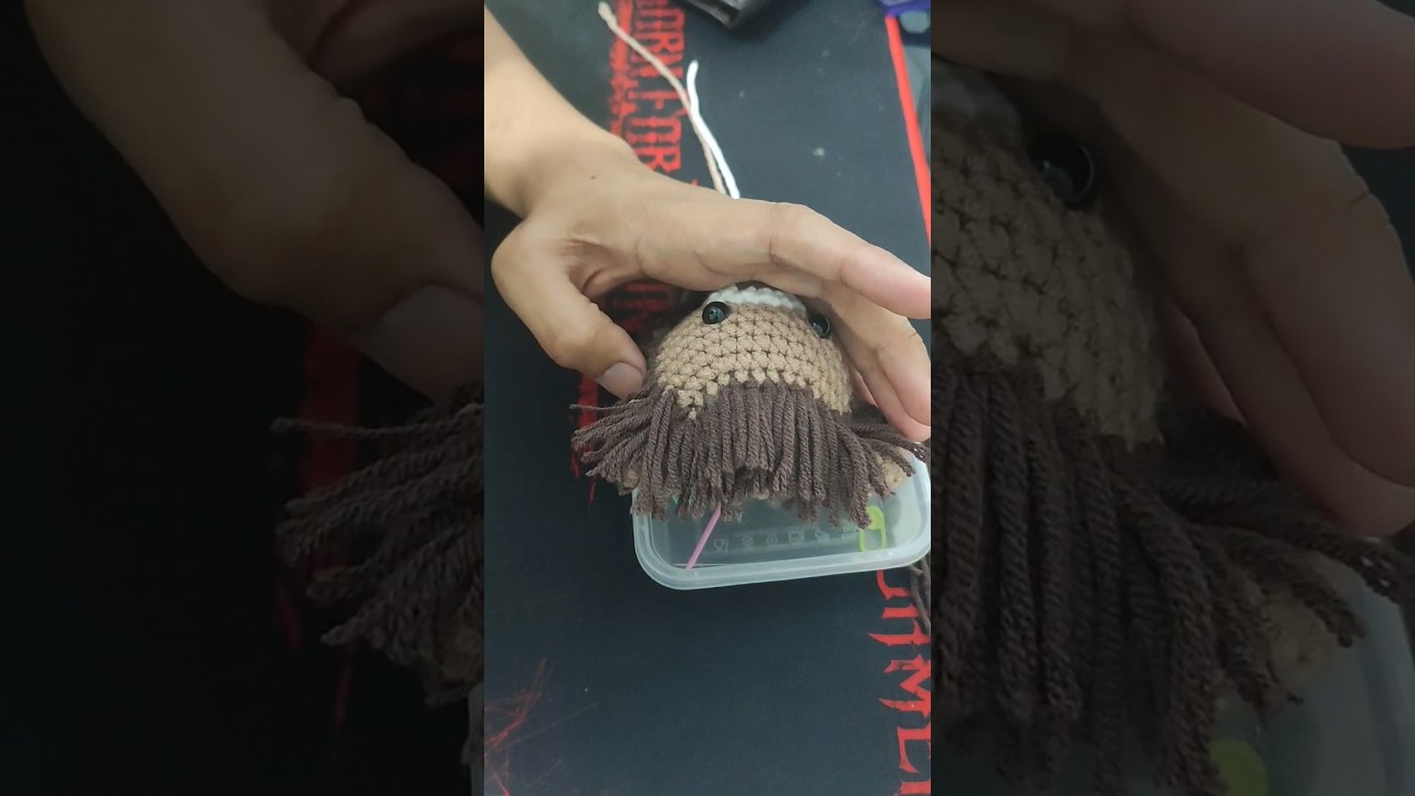 tutorial menambahkan rambut pada amigurumi #readdescription #crochet #amigurumi #diy #craft
