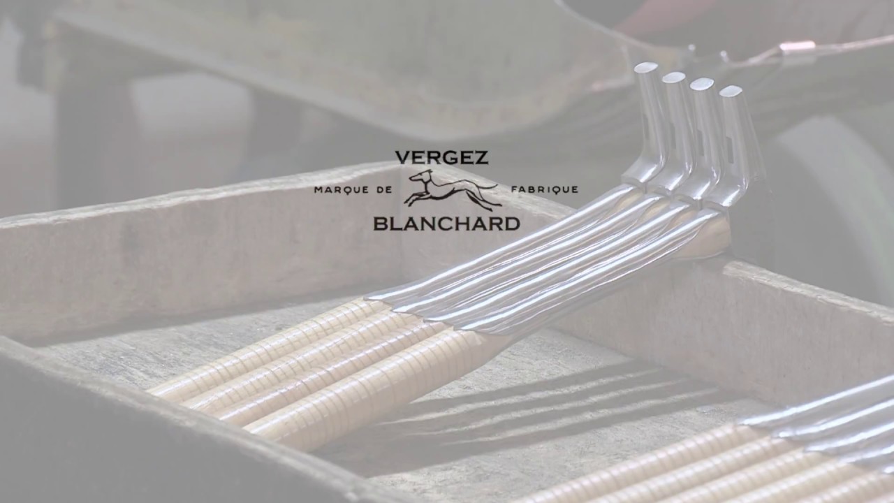 Meulage et polissage d'un marteau rivoir de harnacheur - Taillanderie Vergez Blanchard