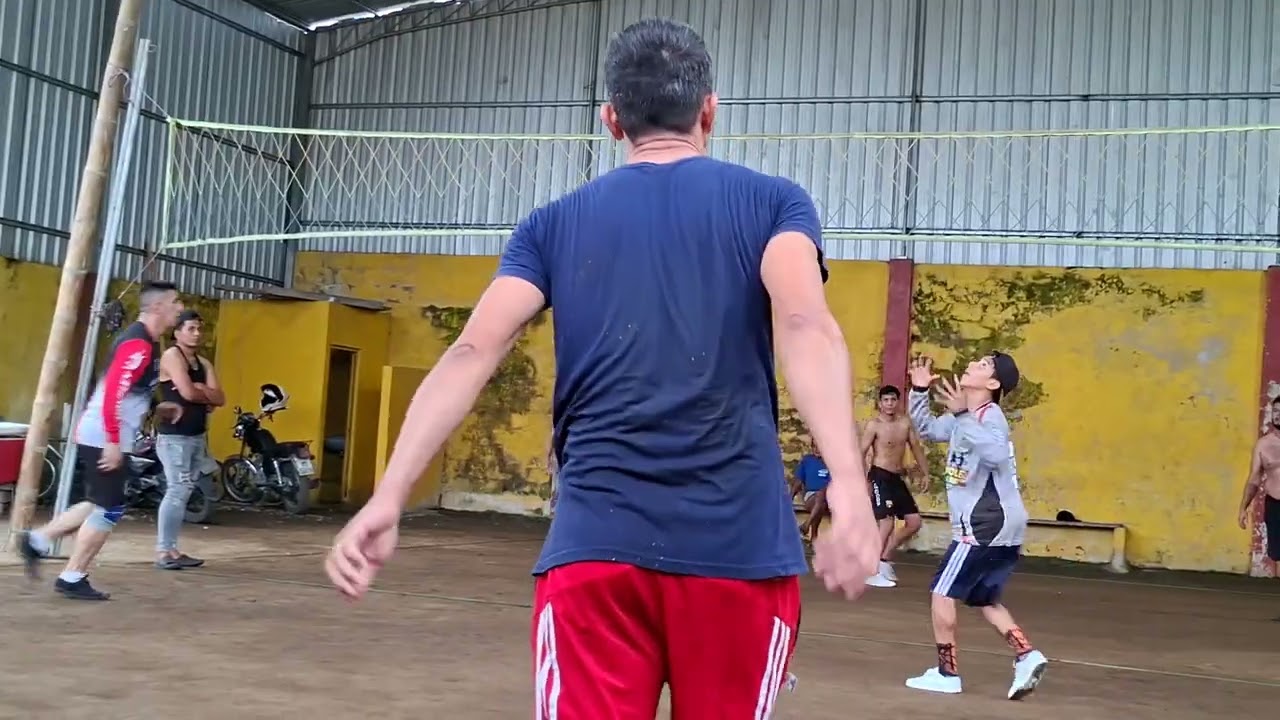 En el templo del voly tungurahua TRÍO mi Sub ROSALES vs TRÍO YORMAN 