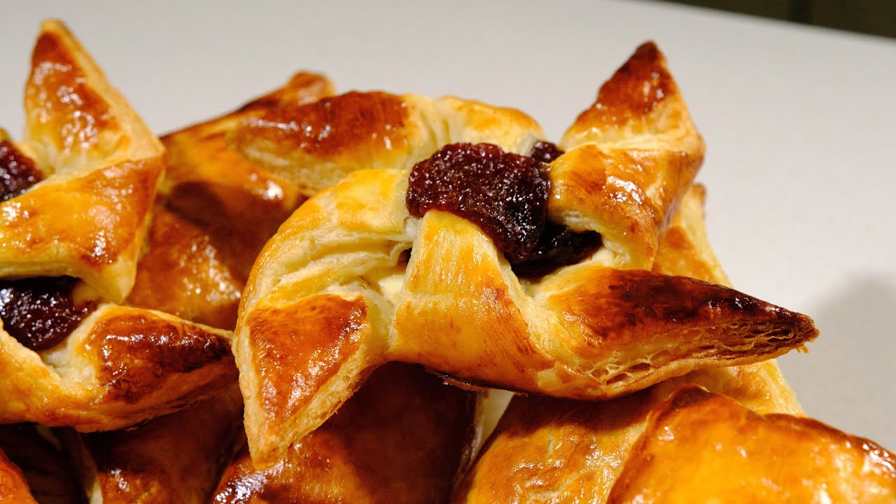 Pastelitos de hojaldre con guayaba y queso crema - Guava Puff Pastry - paso a paso