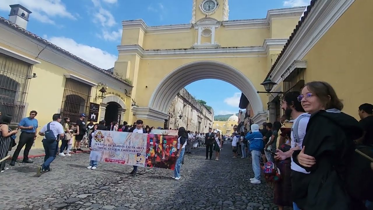 Desfile completo Antigua Guatemala 150 años del INVAL