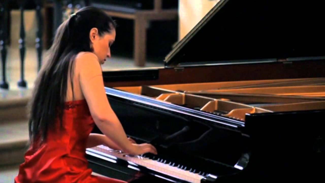 Inga Fiolia- Haydn Piano Sonata, C major no.60 (London Recital)