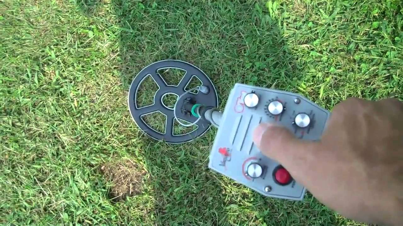 Tesoro Vaquero vs MineLab ETrac - Part 1 Dime @ 6
