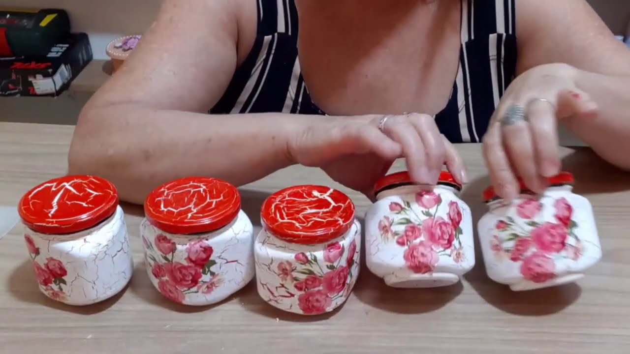 Não jogue  mais  fora seus potinhos de geleia faça lindos porta condimentos