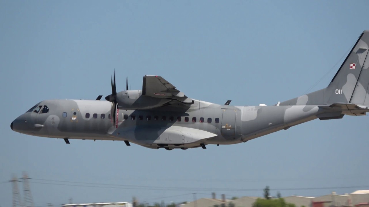 CASA C-295 Polish Air Force taking off (4K)