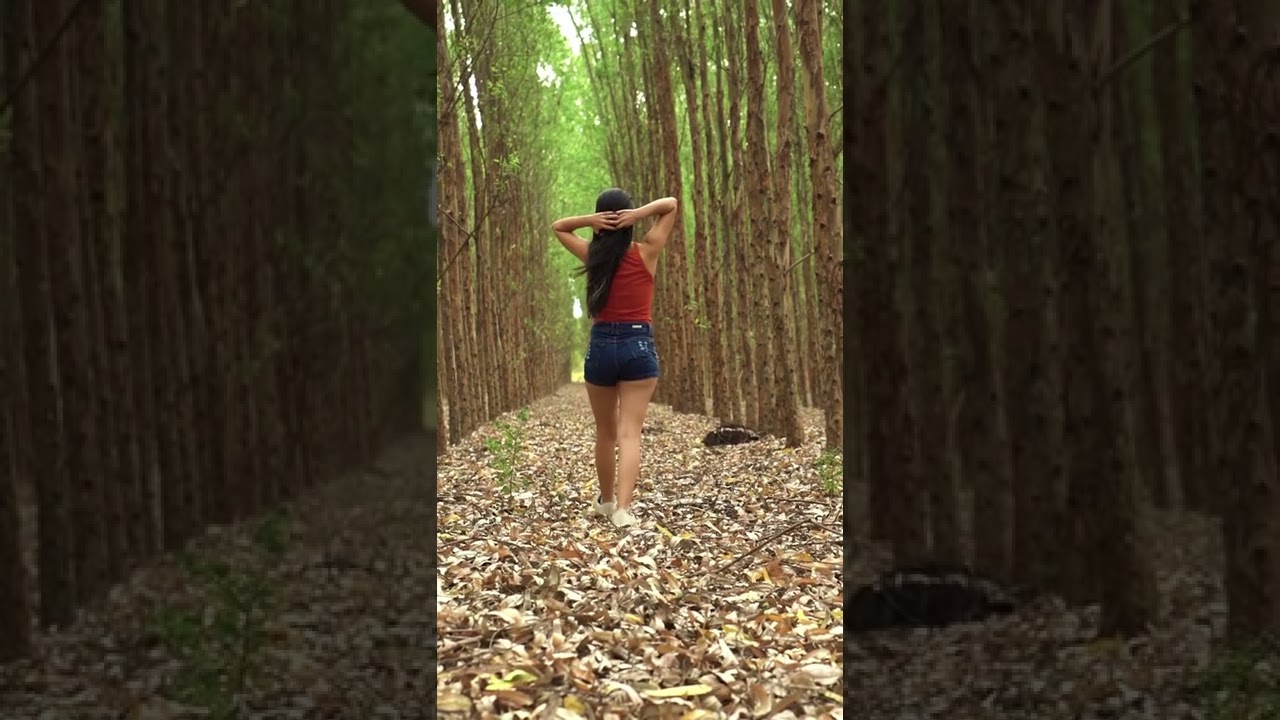 Beautiful Girl | Walking in the Forest | Fallen Leaves | Rustling Leaves Sound | Calm Music | Short