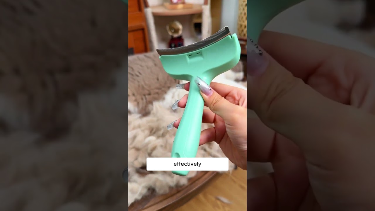 Make grooming easier and efficient with this Pet Detangling Comb! 😻✨