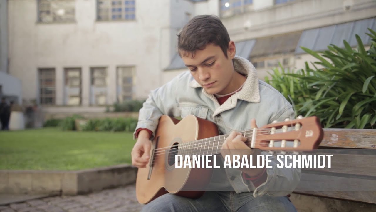 EN CARRERA | Música Popular