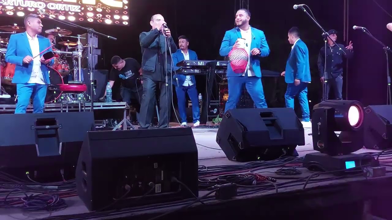 Tropicalisimo Apache - Exitos 