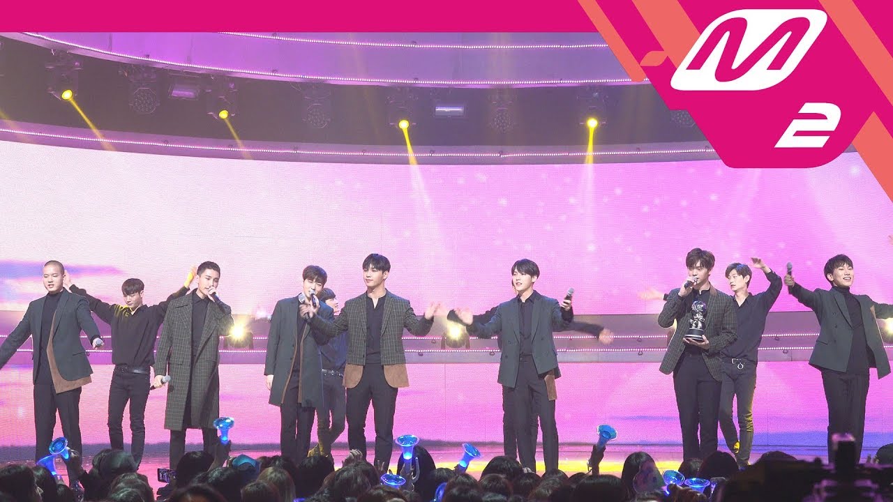 [MPD직캠] 비투비 1위 앵콜 직캠 4K '그리워하다(Missing You)' (BTOB FanCam No.1 Encore) | @MCOUNTDOWN_2017.10.26